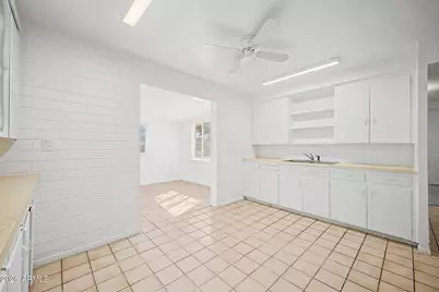 11105 W Iowa Avenue, Youngtown, AZ 85363 - Photo 9
