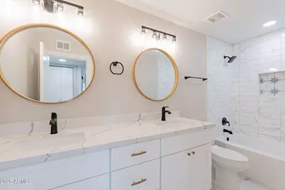 8202 E Piccadilly Road, Scottsdale, AZ 85251 - Photo 21