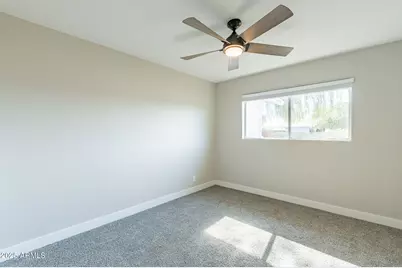 8202 E Piccadilly Road, Scottsdale, AZ 85251 - Photo 19