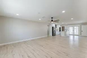 8202 E Piccadilly Rd, Scottsdale, AZ 85251 - Photo 9