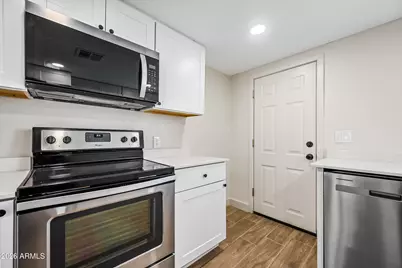 750 W 1st Place, Mesa, AZ 85201 - Photo 11