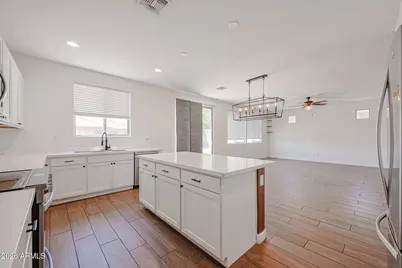 18263 W Williams Road, Surprise, AZ 85387 - Photo 15