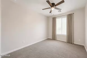 18263 W Williams Rd, Surprise, AZ 85387 - Photo 9