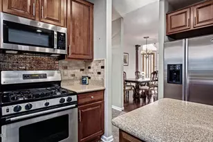 25832 N 67th Ln, Peoria, AZ 85383 - Photo 9