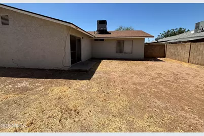 5502 W Barbara Avenue, Glendale, AZ 85302 - Photo 17