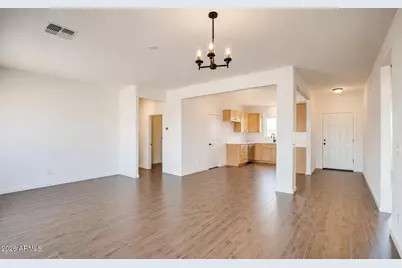 228 S Rainbow Drive, Page, AZ 86040 - Photo 3
