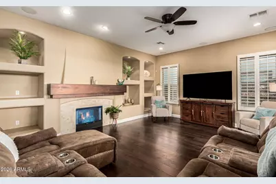 18186 W Narramore Road, Goodyear, AZ 85338 - Photo 7