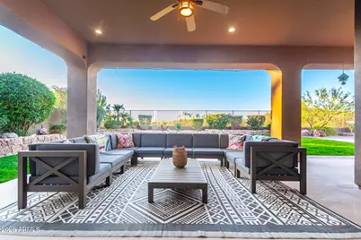 18186 W Narramore Road, Goodyear, AZ 85338 - Photo 33