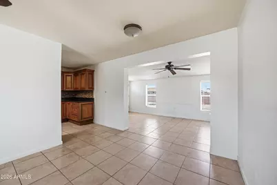 12422 N Cherry Hills Drive E, Sun City, AZ 85351 - Photo 5