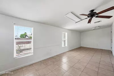 12422 N Cherry Hills Drive E, Sun City, AZ 85351 - Photo 7