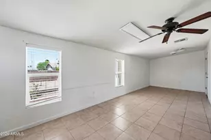 12422 N Cherry Hills Dr E, Sun City, AZ 85351 - Photo 7