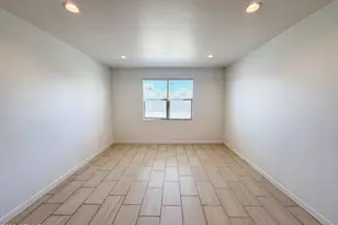30568 W Clarendon Ave, Buckeye, AZ 85396 - Photo 27