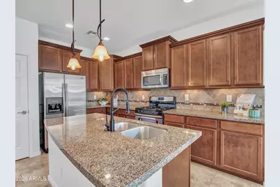 17585 W Cedarwood Lane, Goodyear, AZ 85338 - Photo 17