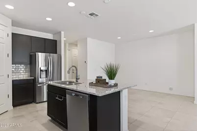 2040 N 210th Avenue, Buckeye, AZ 85396 - Photo 11