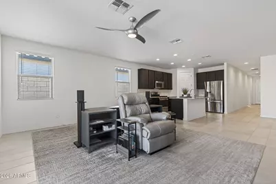2040 N 210th Avenue, Buckeye, AZ 85396 - Photo 9