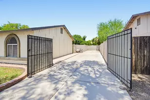 540 W Myrna Ln, Chandler, AZ 85225 - Photo 27