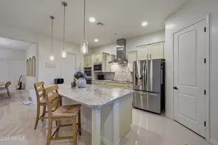 3010 E Desert Ln, Phoenix, AZ 85042 - Photo 13