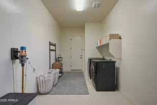 3010 E Desert Ln, Phoenix, AZ 85042 - Photo 25