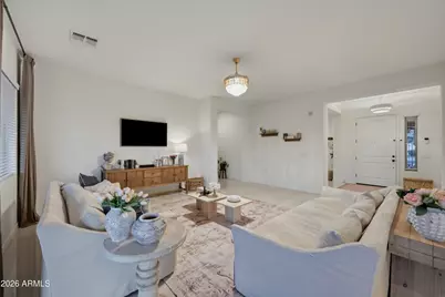 3010 E Desert Lane, Phoenix, AZ 85042 - Photo 11