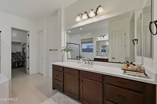 3010 E Desert Ln, Phoenix, AZ 85042 - Photo 21