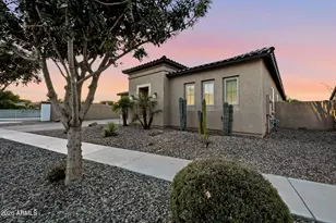 3010 E Desert Ln, Phoenix, AZ 85042 - Photo 7
