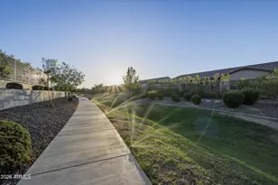 3010 E Desert Ln, Phoenix, AZ 85042 - Photo 41
