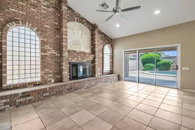 6023 W Blackhawk Drive, Glendale, AZ 85308 - Photo 9