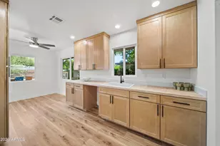 247 S Mesquite St, Wickenburg, AZ 85390 - Photo 11