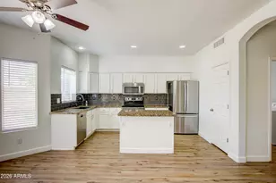 1550 N Sunset Pl, Chandler, AZ 85225 - Photo 13