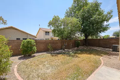9833 W Yukon Drive, Peoria, AZ 85382 - Photo 17