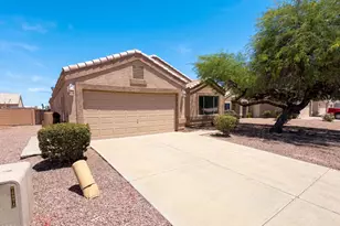 8271 N 112th Ave, Peoria, AZ 85345 - Photo 25