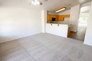 8271 N 112th Ave, Peoria, AZ 85345 - Photo 9