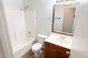8271 N 112th Ave, Peoria, AZ 85345 - Photo 17
