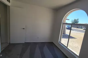 8017 W Meadowbrook Ave, Phoenix, AZ 85033 - Photo 15