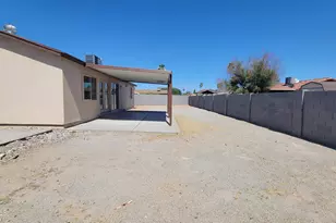 8017 W Meadowbrook Ave, Phoenix, AZ 85033 - Photo 23