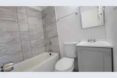 8017 W Meadowbrook Avenue, Phoenix, AZ 85033 - Photo 17