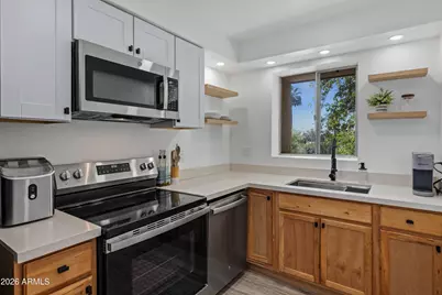 1010 E Osborn Road #E, Phoenix, AZ 85014 - Photo 1
