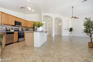 4441 E Cottonwood Ln, Phoenix, AZ 85048 - Photo 11