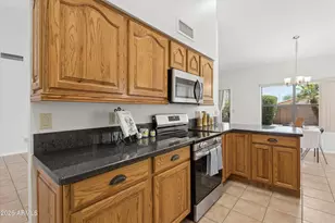 2743 E Cathedral Rock Dr, Phoenix, AZ 85048 - Photo 5
