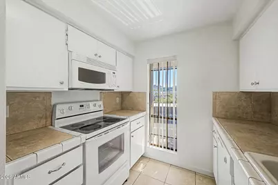 5227 N 24th Street #201, Phoenix, AZ 85016 - Photo 17