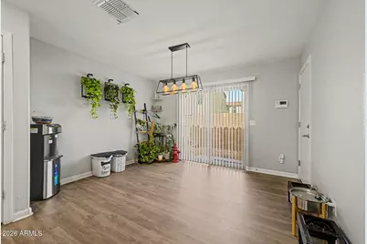 8037 W Agora Lane, Phoenix, AZ 85043 - Photo 5