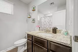 8037 W Agora Ln, Phoenix, AZ 85043 - Photo 23