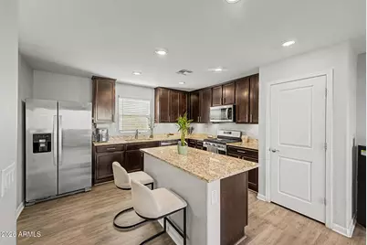 8037 W Agora Lane, Phoenix, AZ 85043 - Photo 7