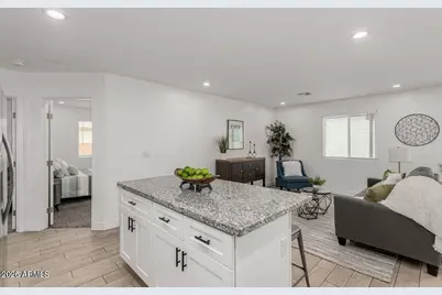 5236 S 13th Place, Phoenix, AZ 85040 - Photo 3