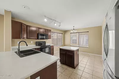 4809 W Valencia Drive, Laveen, AZ 85339 - Photo 11