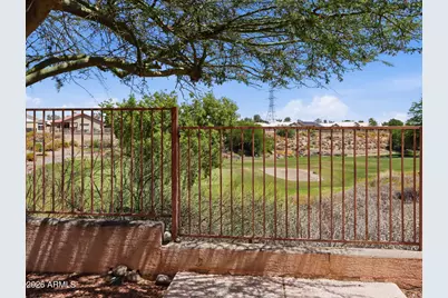 19599 N Coyote Lakes Parkway, Surprise, AZ 85378 - Photo 37