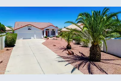 19599 N Coyote Lakes Parkway, Surprise, AZ 85378 - Photo 45