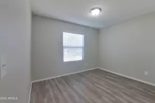 1010 W Blackhawk Dr, Phoenix, AZ 85027 - Photo 11