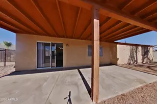 1010 W Blackhawk Dr, Phoenix, AZ 85027 - Photo 17