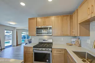 3823 W Rose Ln, Phoenix, AZ 85019 - Photo 15